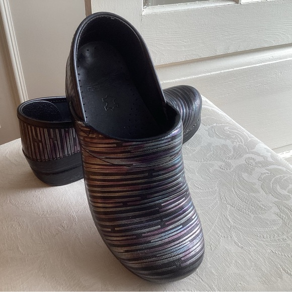 DANSKO Multicolor Iridescent Striped Clog size 36 or size 5.5 or 6 in US - Picture 2 of 12
